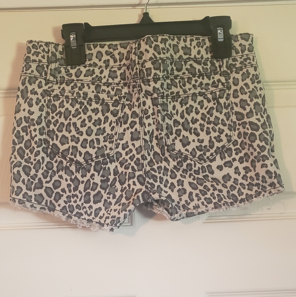 Shorts - Picture 2 of 2